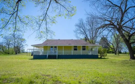 Country Home with Acreage Near Lindale Texas in Smith County