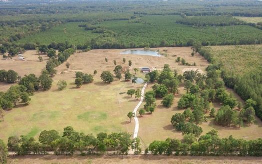 ranches for sale listing image for Country Estate Homesite for Sale in Ne Tx