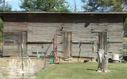 This 8 Acre M/l Homesite in Meade County, Kansas for Sale