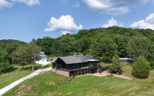 ranches for sale listing image for Luxury Northwest Arkansas Retreat for Sale