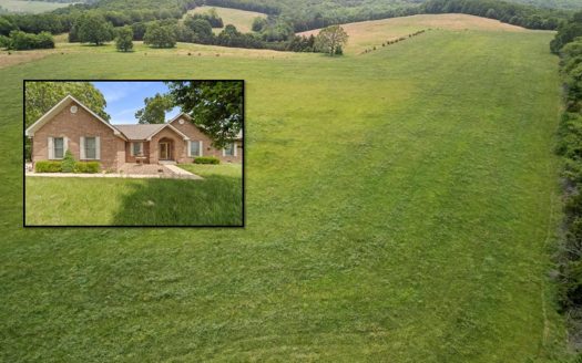 Ranch Bordering National Forest Land in Ozark County Missouri