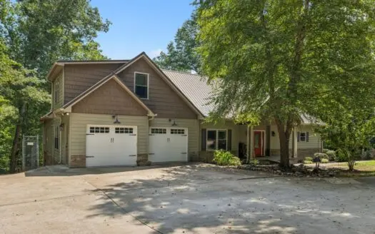 Country Home for Sale in Lewis County, Tennessee