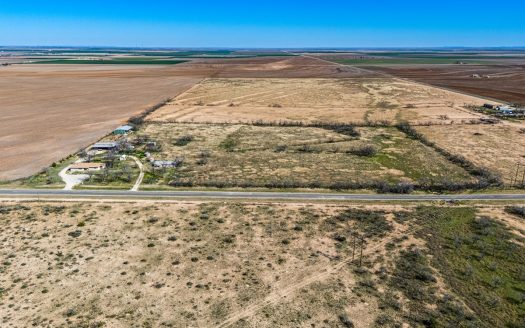 17.5 Acre, 3 bed/2 bath in MILES, TX. with 3 barns  !!REDUCED!!