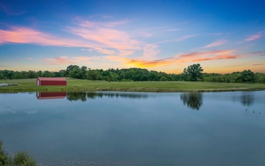 Charming Country Farm with Land for Horses & Cattle in McNairy County, TN