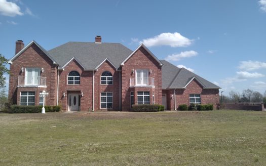 Equine Ranch with Custom Georgian Home in De Kalb Texas