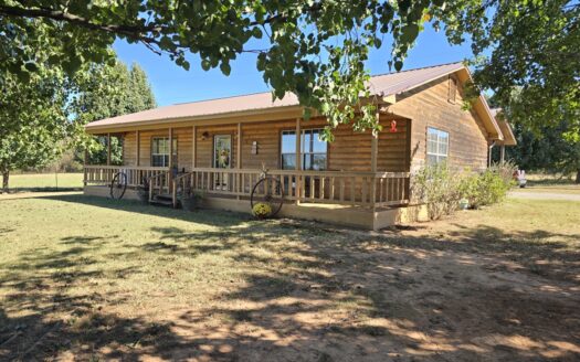 Country Home & Acreage – Near National Forest