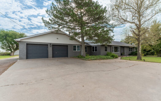Custer County Home with Acreage & Shops