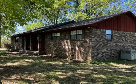 Nice Country Home On Large Lot With Additional Acreage Available