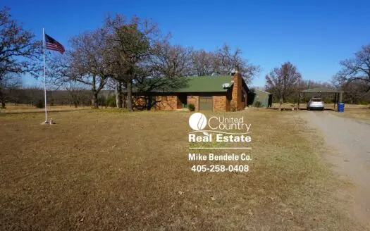 Central Oklahoma Country Home, Stroud, Oklahoma