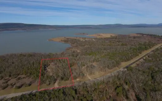 Income Producing Recreational Cabin  Sardis Lake