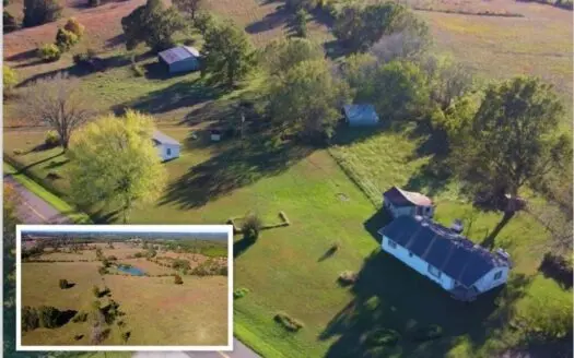 Cattle Farm for Sale with Two Homes in Ozark County Missouri