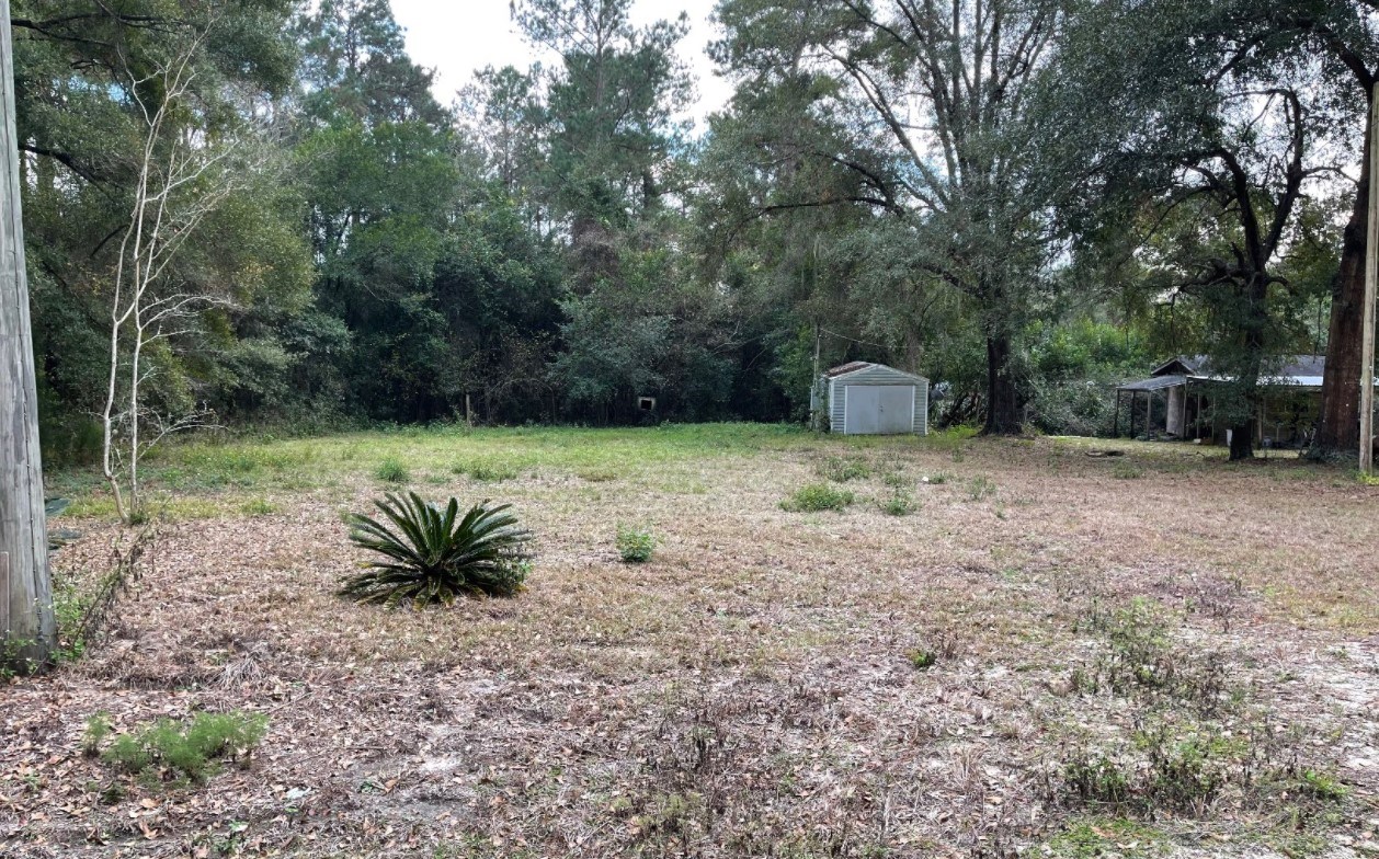 Cleared Lot With Power Septic And Sewer