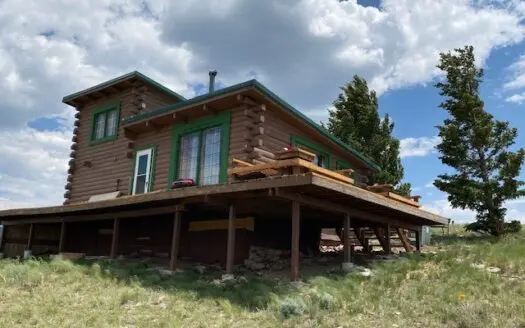 Summer Cabin for Sale on 8 Acres