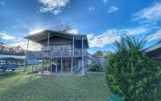 Suwannee Living on the Canal!