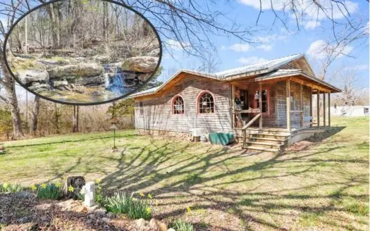 Home with Live Water and National Forest Access, Southern Mo