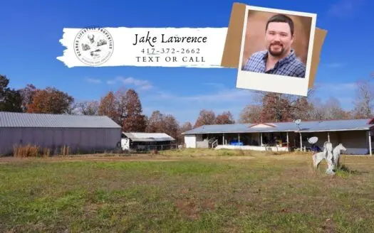 Country Home for Sale in the Ozarks