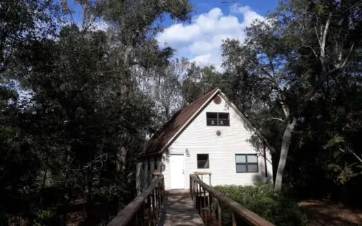 Suwannee Riverfront House in Columbia County for Sale