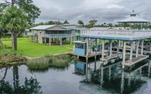 Home on the Suwannee River Near Gulf Of Mexico Suwannee, Fl