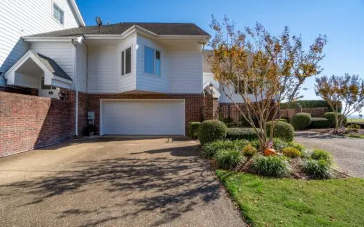 Spectacular Water Views in Gated Community