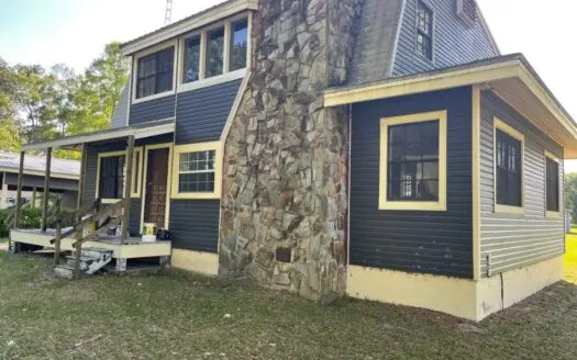 2/2 Home in Airpark W/ Runway Frontage in Mcalpin for Sale