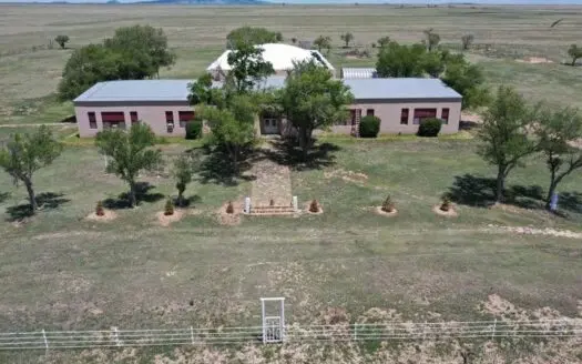 New Mexico Multi-use Facility Near Clayton, Nm on 8.53 Acres