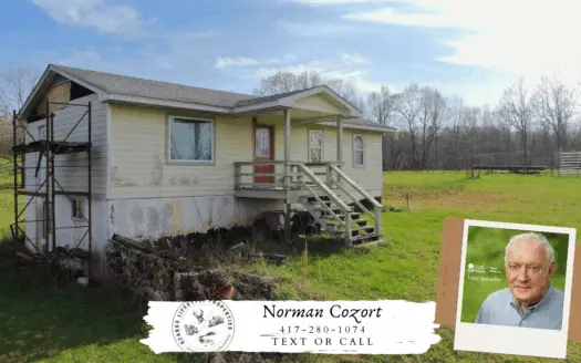 Farm with Country Home for Sale in Alton, Mo