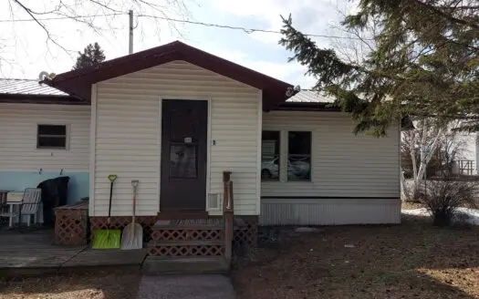 Samll Town Living Near Atv-snowmobile Trails Hunting Fishing