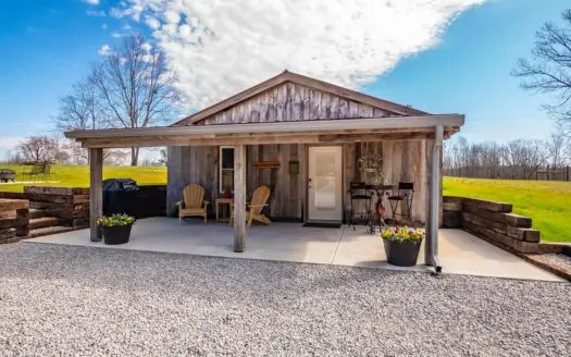 Cabin for Sale in Middle Tennessee