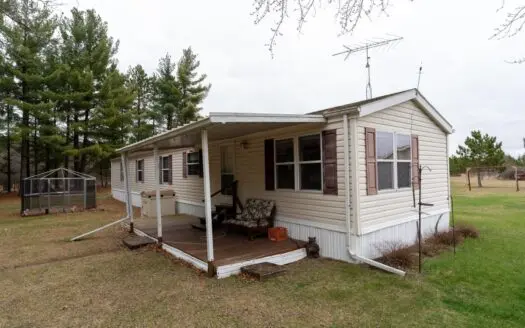21+/- Acres with a Manufactured Home Adams County Wi