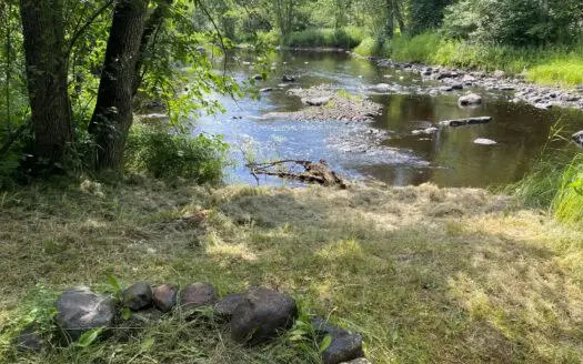 2 Bedroom Cabin W/ River Frontage for Sale – Kettle River Mn