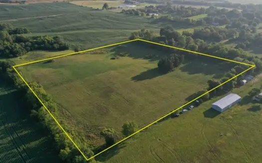 Highly Tillable Small Tract Of Land in Nw Mo