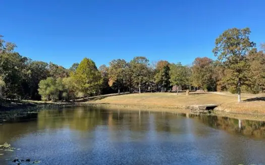 Secluded Country Home, Pond, Shop, Acreage