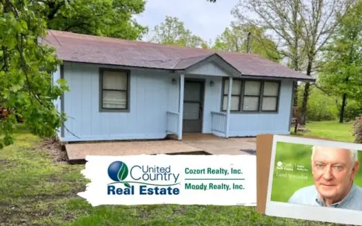 Country Home with Acreage for Sale in Mammoth Spring, Ar