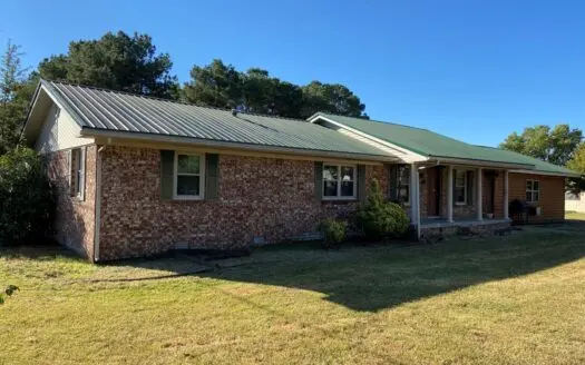 Home and Shop in Town -duck Hunting Lodging in Ne Arkansas