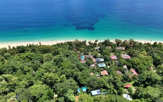 Studio Cabin for Rent – Bluff Beach Bocas del Toro Nightly Stay