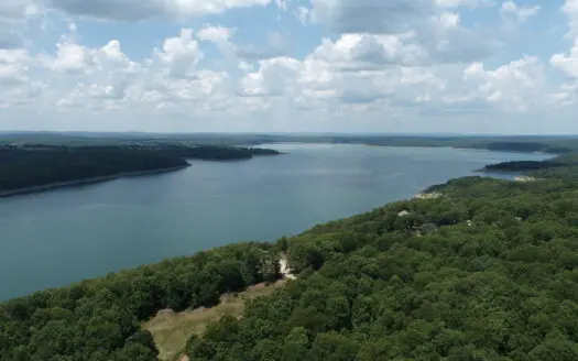 Residential Lot on Bull Shoals Lake Peninsula with Airstrip