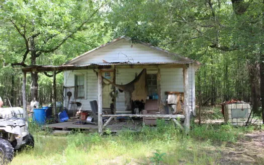 Off- Grid Hunting Paradise in Red River County Texas For Sale
