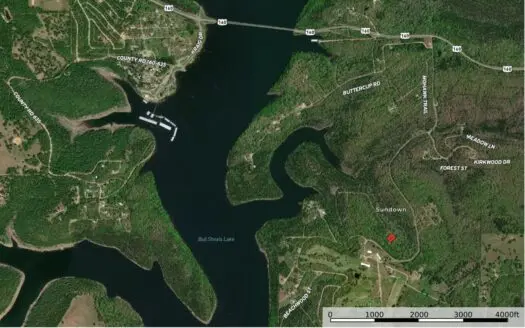 Secluded Lot in Theodosia MO near Country Club, Marina and Town