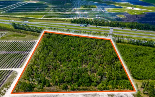 10.47 Acres on a Private Road in Live Oak, Florida