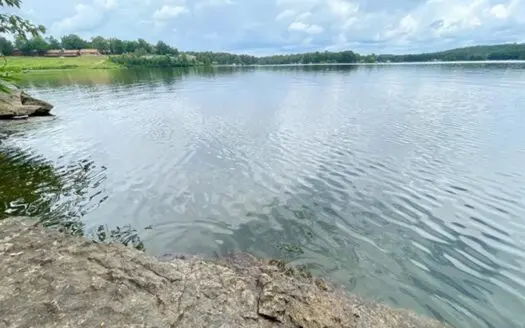Lakefront lot in Horseshoe Bend, AR for sale