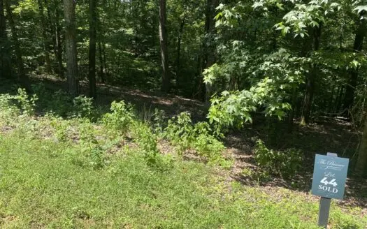 Lot To Build On In Gated Subdivision Near Fishing And Golfing