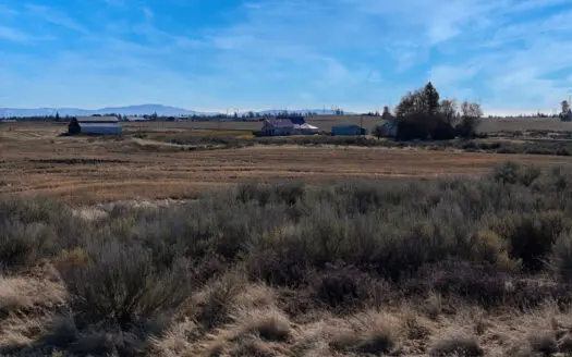 Mount Spokane Views from this nearly 40 Ac Parcel!