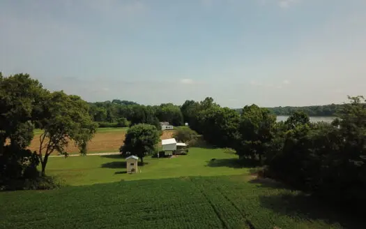 Hunting and Fishing Camp In Southern Indiana