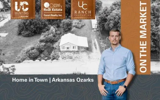 Creekfront Retreat in the Heart of Mammoth Spring, Arkansas