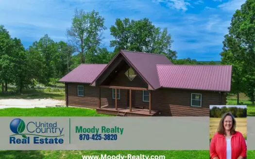 Secluded Log Home With Acreage In Fulton County Arkansas