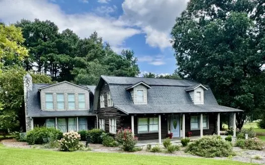 Charming Log Cabin with Modern Comforts on 4.28 Acres
