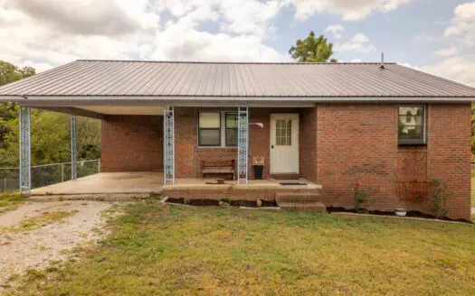 Home in Town near Spring River | Mammoth Spring, Arkansas