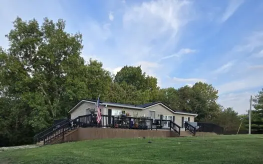 Waterfall-Home-Barn-Wildlife Paradise-25 Acres-Metcalfe Co, KY