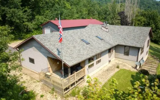 Country Home on 9.51 Private Acres Holmen WI