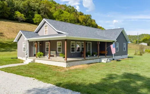 Your Dream Home and Hunting Oasis